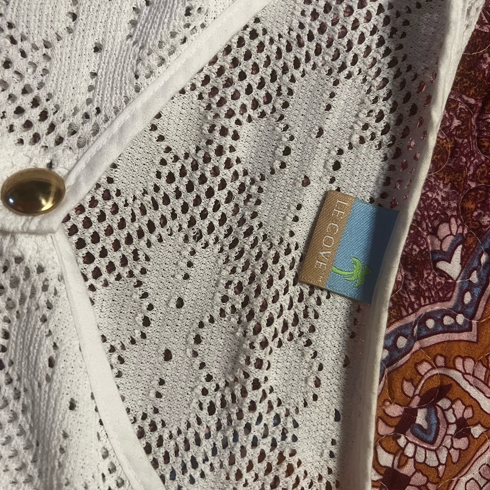 **Cove Cream Button-Down Women's Shirt* buy 3 marked items for $25 - Picture 2 of 3